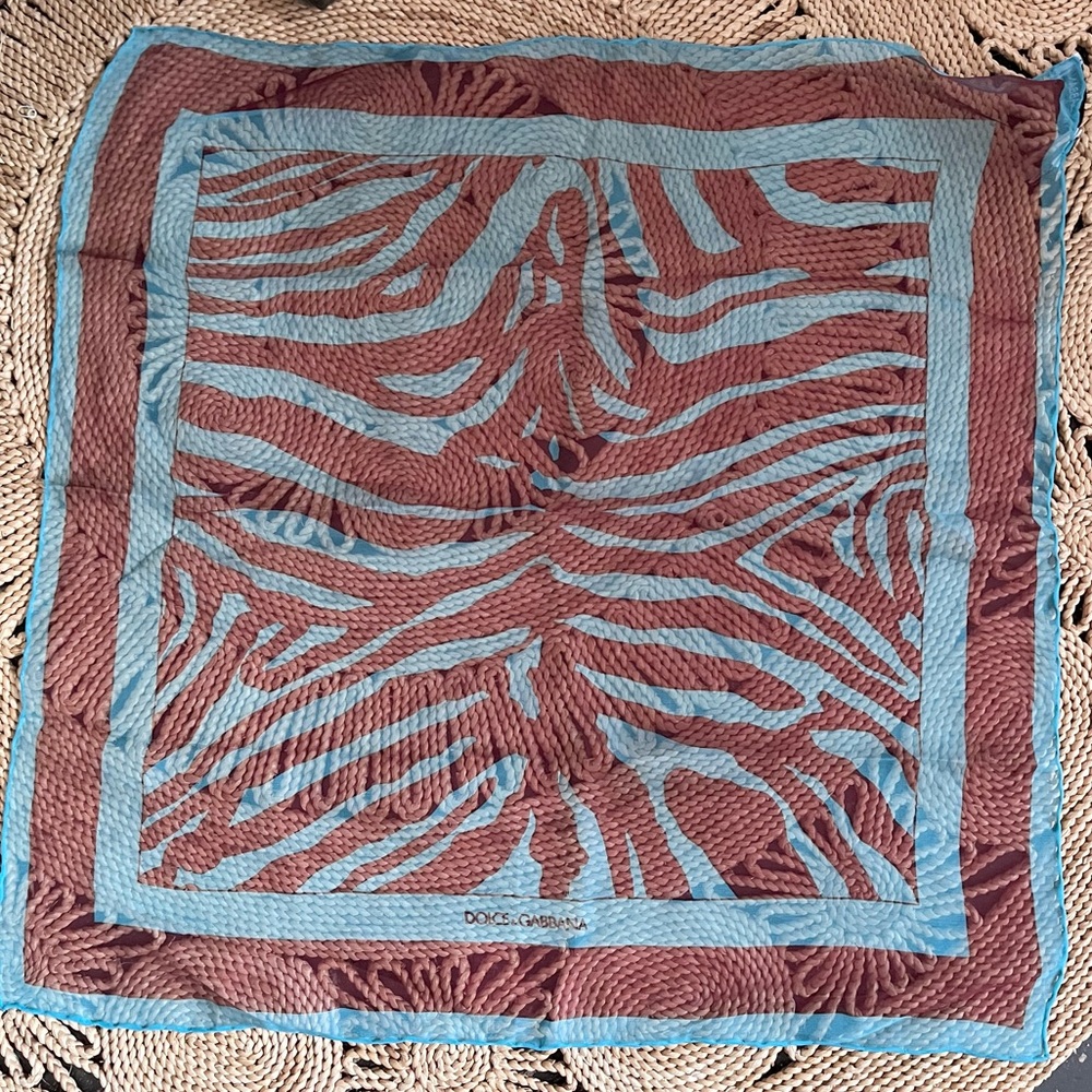Vintage Dolce and Gabbana Foulards Silk Scarf Neck Zebra Tiger Stripe Italy - Picture 11 of 11